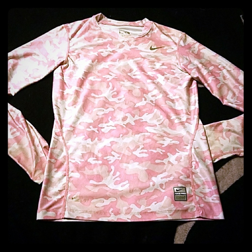 Girls Nike fit long sleeve shirt Pink Camo
